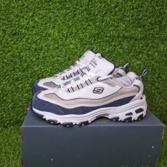 スケーターDC Shoes スニーカー ベージュ系 greeny - メルカリ