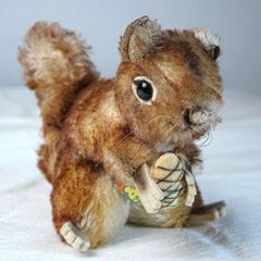 Steiff シュタイフ リス 木毛 ドングリ ボタン付 ヴィンテージ - メルカリ