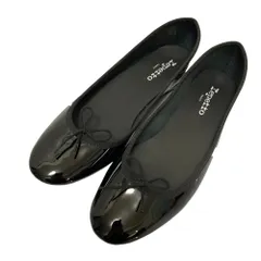 新品同様 Repetto レペット LILI パテント バレエシューズ フラットシューズ V1790VLUX サイズ38 1/2 約24.5cm ブラック レディース 古着 中古 USEDのサムネイル