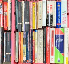 ピーターラビット洋書豆本(お店仕立て) - メルカリ