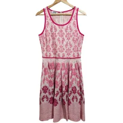 良品 MOSCHINO CHEAP AND CHIC モスキーノ チープアンドシック エンブロイダリー ひざ丈 フレアワンピース ピンク レディース 古着 中古 USEDのサムネイル