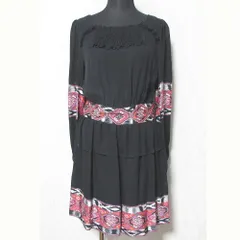 EMILIO PUCCI エミリオプッチ スクエアネック パフスリーブ シルクワンピース 46RG68 サイズ34 ブラック レディース 古着 中古 USEDのサムネイル