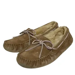 良品 UGG Australia アグオーストラリア モカシンシューズ 約23.0cm サンドベーシュ レディース 古着 中古 USEDのサムネイル