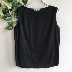 美品✨ プラステ PLST タンクトップ インナー ストレッチ ミニマル カジュアルのサムネイル