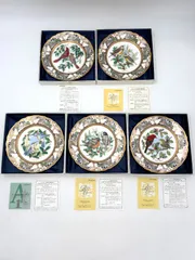 【未使用保管品】ノリタケ　Noritake　クリスマスプレート　1997年　1999年　2000年　2001年　2002年　5点セット　箱付きのサムネイル