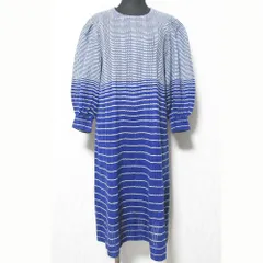 美品 TOYOKO SAITO 斎藤都世子 トヨコサイトウ ボーダー ニットワンピース ブルー レディース 古着 中古 USEDのサムネイル
