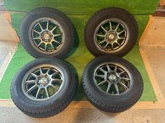 トヨタ エスクァイア GI ZRR85G スタッドレスタイヤ 純正ホイール
