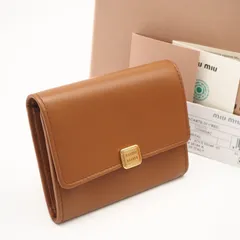 ★3日以内返品可★ 極美品 MIUMIU ミュウミュウ ラムスキン 三つ折り財布 コニャック 5MC104 カードケース ブラウン ラムスキン レディースのサムネイル