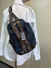 美品】TUMI（トゥミ ）ALPHA BRAVO モントレー スリングバッグ