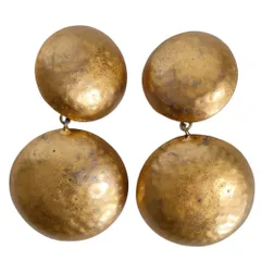 良品 FOXEY フォクシー ダングルチャーム クリップ イヤリング アクセサリー ゴールドカラー レディース 古着 中古 USEDのサムネイル