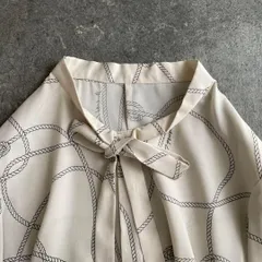 【東あずま店　併売品】　MACKINTOSH マッキントッシュ　ボウタイ ブラウス シャツ 総柄 お呼ばれ　デート　オフィスカジュアル　食事会のサムネイル