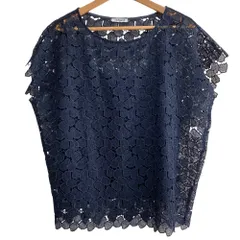 美品 Cacharel キャシャレル レースブラウス サイズ36  ネイビー レディース 古着 中古 USEDのサムネイル