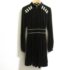 良品 PAMEO POSE パメオポーズ Velor Mandarin Mini Dress チャイナボタン 長袖 ベロア ミニワンピース サイズS カーキ レディース 古着 中古 USEDのサムネイル