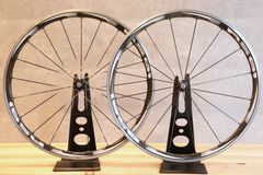 シマノ SHIMANO WH-R500/RS100 アルミ クリンチャー ホイールセット