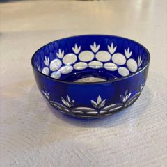 ☆江戸切子 伝統工芸 小鉢 被せガラス 澤倉剛二 花菖蒲文 栞付 直径約