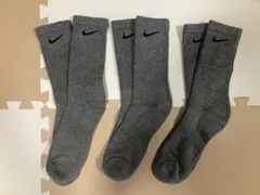 ナイキ　ソックス　グレー　3足セットのサムネイル