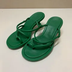 Alexander McQueen アレキサンダーマックイーン ストラップ キトゥンヒール サンダル 35 1/5 グリーン 【代官山01】のサムネイル
