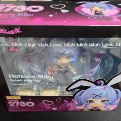 新品未使用】ねんどろいど 初音ミク ラビットホール ヴァンパイア 2点