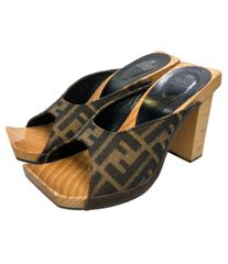 FENDI ズッカ柄 ミュール サンダル 36 箱付 - メルカリ