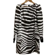 新品同様 Marc Jacobs マークジェイコブス ゼブラ柄 長袖 ワンピース ミニドレス サイズ０ ホワイト×ブラック レディース 古着 中古 USEDのサムネイル