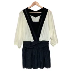 美品 VIVIENNE TAM ヴィヴィアンタム Ｖネック ラメニット ドッキング チュニック サイズ1 ホワイト ブラック レディース 古着 中古 USEDのサムネイル
