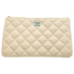 CHANEL (シャネル) Matelasse Pouch マトラッセポーチ キャビアスキン ゴールド金具 ホワイトのサムネイル
