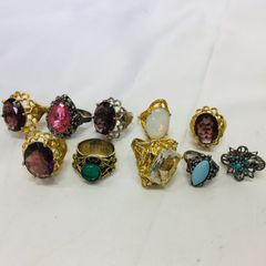 リング4個サイズ変更と修理致しました。他の方は購入しないでください。 リング4個サイズ変更と修理致しました。他の方は購入しないでください