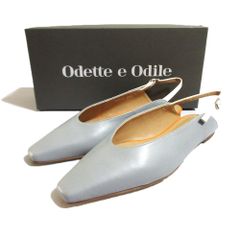 Odette e Odile シルバー フラットシューズ - メルカリ