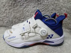 250 ヨネックス 88 ダイアル BoA（ボア） バドミントンシューズ 中古のサムネイル