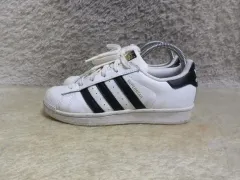 220 adidas アディダス Superstar 白黒 スニーカー 中古 靴