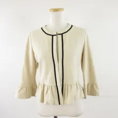 クレージュ courreges ノーカラージャケット 七分袖 ベージュ 38 *A84のサムネイル
