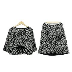 YUKITORII(ユキトリイ) スカートセットアップ レディース - 黒×白 クルーネック/七分袖/膝丈/花柄/ベロアリボンのサムネイル