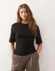 モンキ レディース トップス Tシャツ Monki cinched top Black ブラックのサムネイル