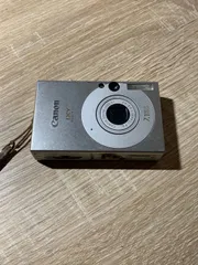 1777 Canon IXY DIGITAL 10 シルバー ジャンク品 デジカメ【ネ】のサムネイル