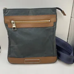 【中古】TOMMY HILFIGER 縦型ショルダーバッグのサムネイル