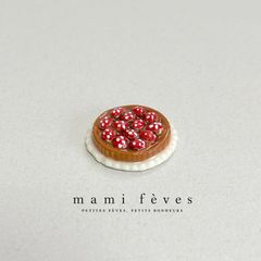 フェーヴ　いちごタルト　フランス　フェーブ　ミニチュア陶器　m-4294