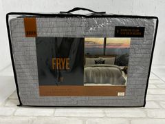 FRYE 4ピース クイーンサイズ キルトセット FRYE フレイ キルト 4ピースセット クイーン /○006 - メルカリ