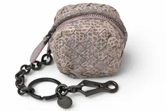 ボッテガヴェネタ 未使用 キーホルダー/コインケース/ミニポーチ BOTTEGA VENETA イントレチャート 474569 ベビーピンク系 スネーク柄【中古】のサムネイル