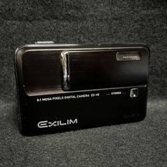 CASIO EXILIM EX-V8 コンパクトデジタルカメラ - メルカリ