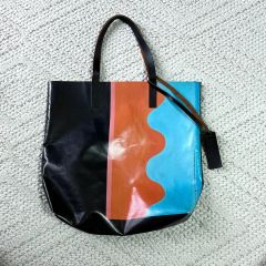 美品❗️MARNI マルニ PVC メッセンジャー/ショルダーバッグ - メルカリ