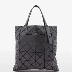 BAO BAO ISSEY MIYAKE ルーセントトートバッグ ブラック6×6 - メルカリ