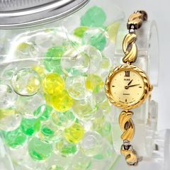 電池交換済】FENDI フェンディ 腕時計 900L ラウンド ゴールド黒
