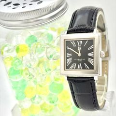 稼動品✨美品 GIVENCHY 4G メンズ腕時計 ブルー ネイビー 新品ベルト