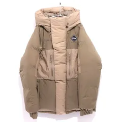 【新品】サイズM エフシーアールビー F.C.R.B. フィールドダウンパーカ FIELD DOWN PARKA FCRB-252020 ベージュ メンズ 送料無料のサムネイル