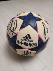 THE DUGOUT ネイマール直筆サイン入りCL決勝サッカーボール - メルカリ