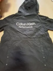 Calvin Klein パフォーマンス ウィンドブレーカー ブラックのサムネイル