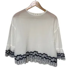 美品 mina perhonen ミナペルホネン flower step エンブロイダリーブラウス ys1043 サイズ36 ホワイト ネイビー レディース 古着 中古 USEDのサムネイル