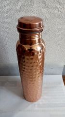 Indian Art Villa 純銅製ボトル 900ml ハンマートーン仕上げ - メルカリ