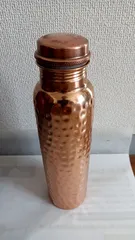 銅製ハンマード水筒 900ml 銅製ハンマード水筒 約900ml - メルカリ