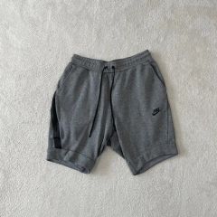 805161-091 NIKE TECH FLEECE SHORT グレー系 S - メルカリ